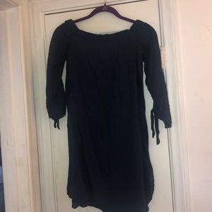 Laju Los Angeles blue off the shoulder dress